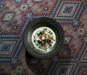 Фотография рецепта Окрошка на мацони с курицей и зеленой аджикой