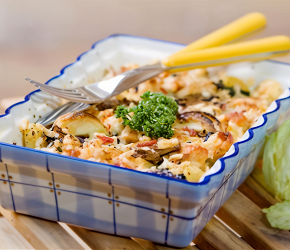 Фотография рецепта Тушеная курица с сельдереем и кабачками