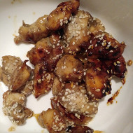 Куриные грудки с медом и кунжутом