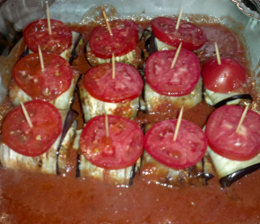 Фотография рецепта Печеные рулетики из баклажанов с мясом и орехами