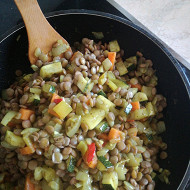 Чечевица с овощами