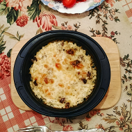 Ароматный горшочек с куриными сердечками