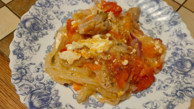 Фото шага рецепта Фунчоза с овощами, сыром и беконом 175324 шаг 18